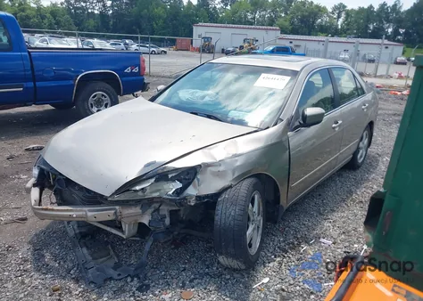 2003 Honda Accord 2.4 Ex z USA, uszkodzony, nr VIN JHMCM56683C006110